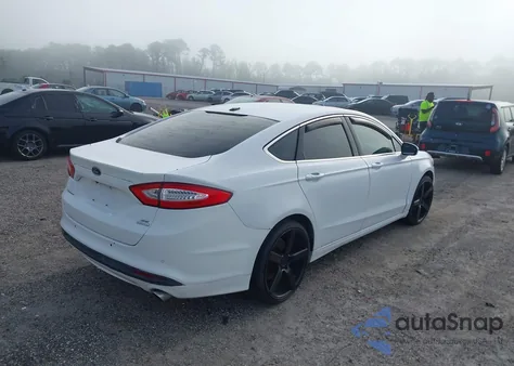 2013 Ford Fusion Se z USA, uszkodzony, nr VIN 3FA6P0HR3DR130858